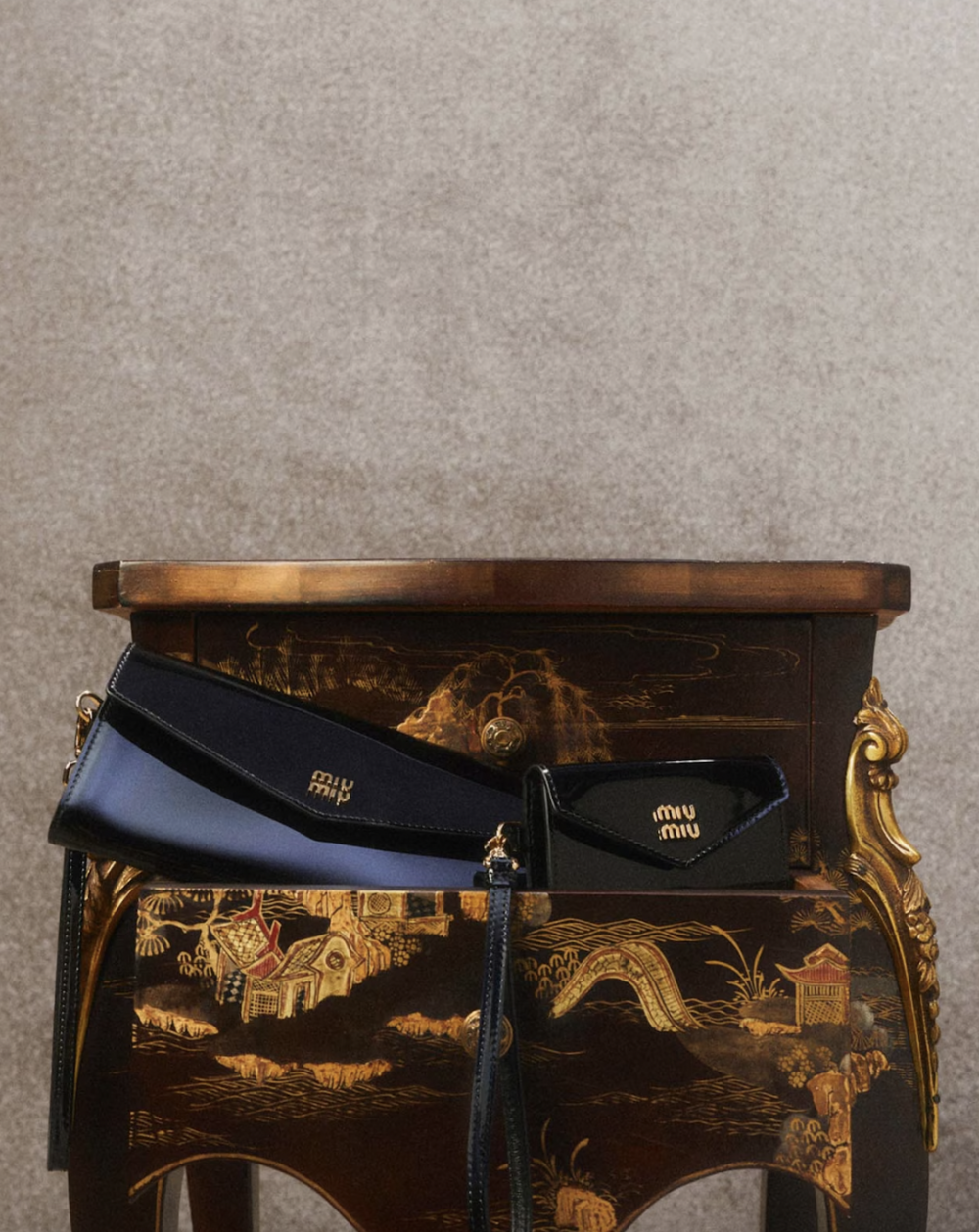 聖誕節時，可以購入的名牌小皮具。