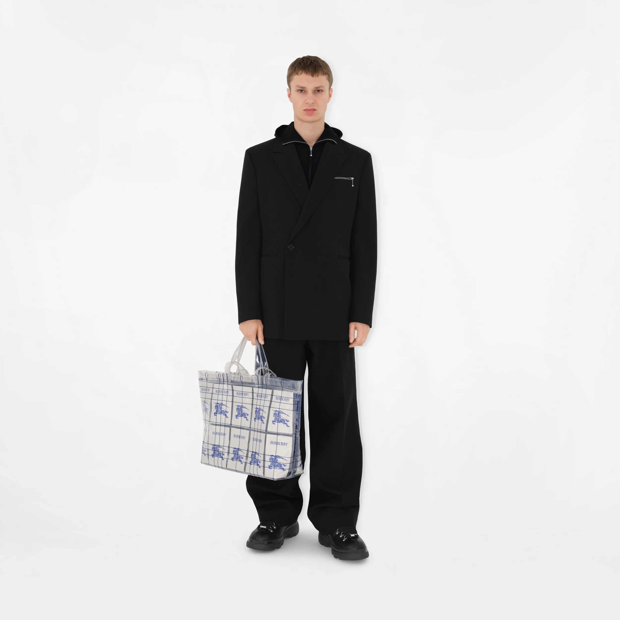 可以手提的款式。