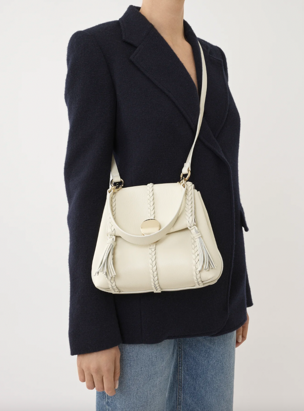 Penelope Small Soft Shoulder Bag。