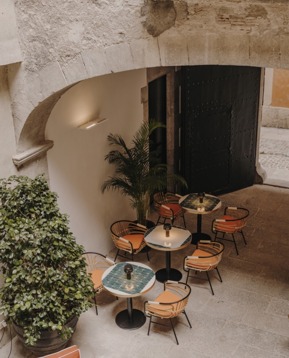 聊天、歡笑、喝咖啡或吃美味小吃的空間。