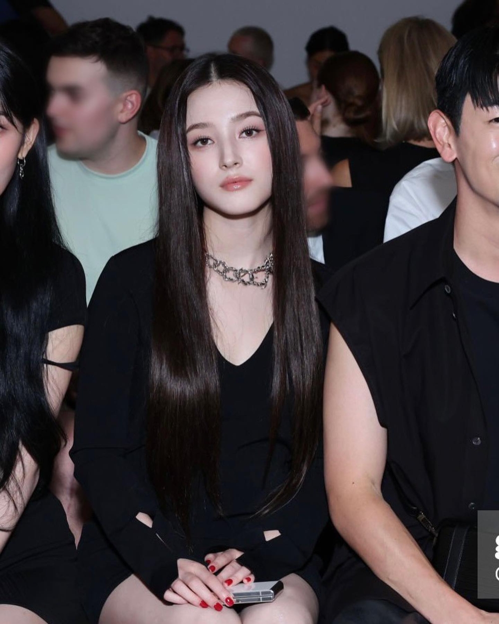 韓、美混血的她自2018年開始連續5年入榜