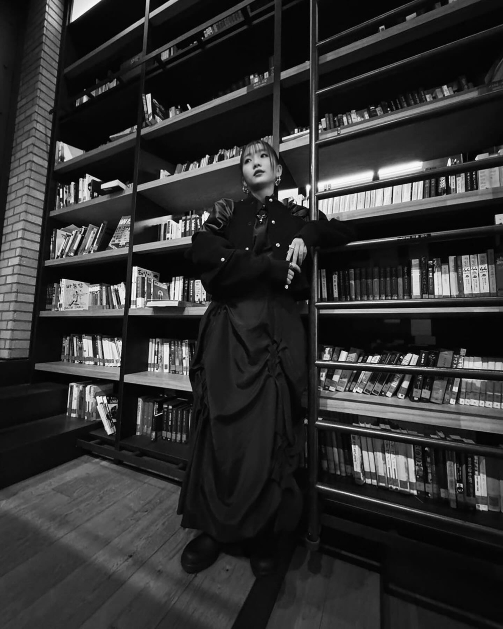 YOASOBI成員Ikura穿上台灣品牌Seivson作為造型