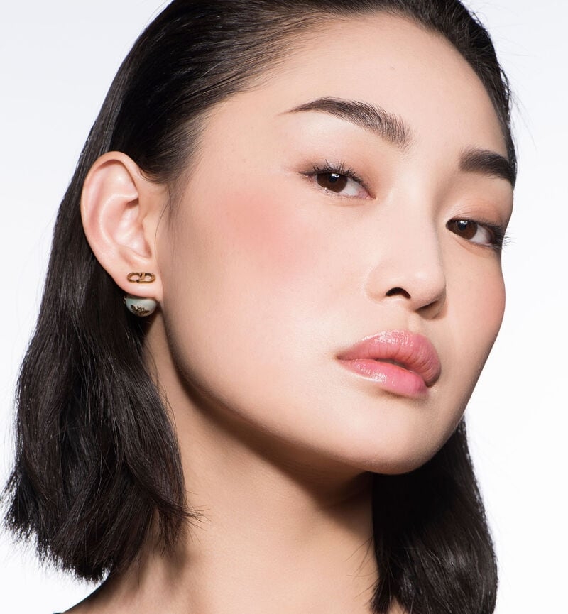 Dior傲姿胭脂100 Nude Look