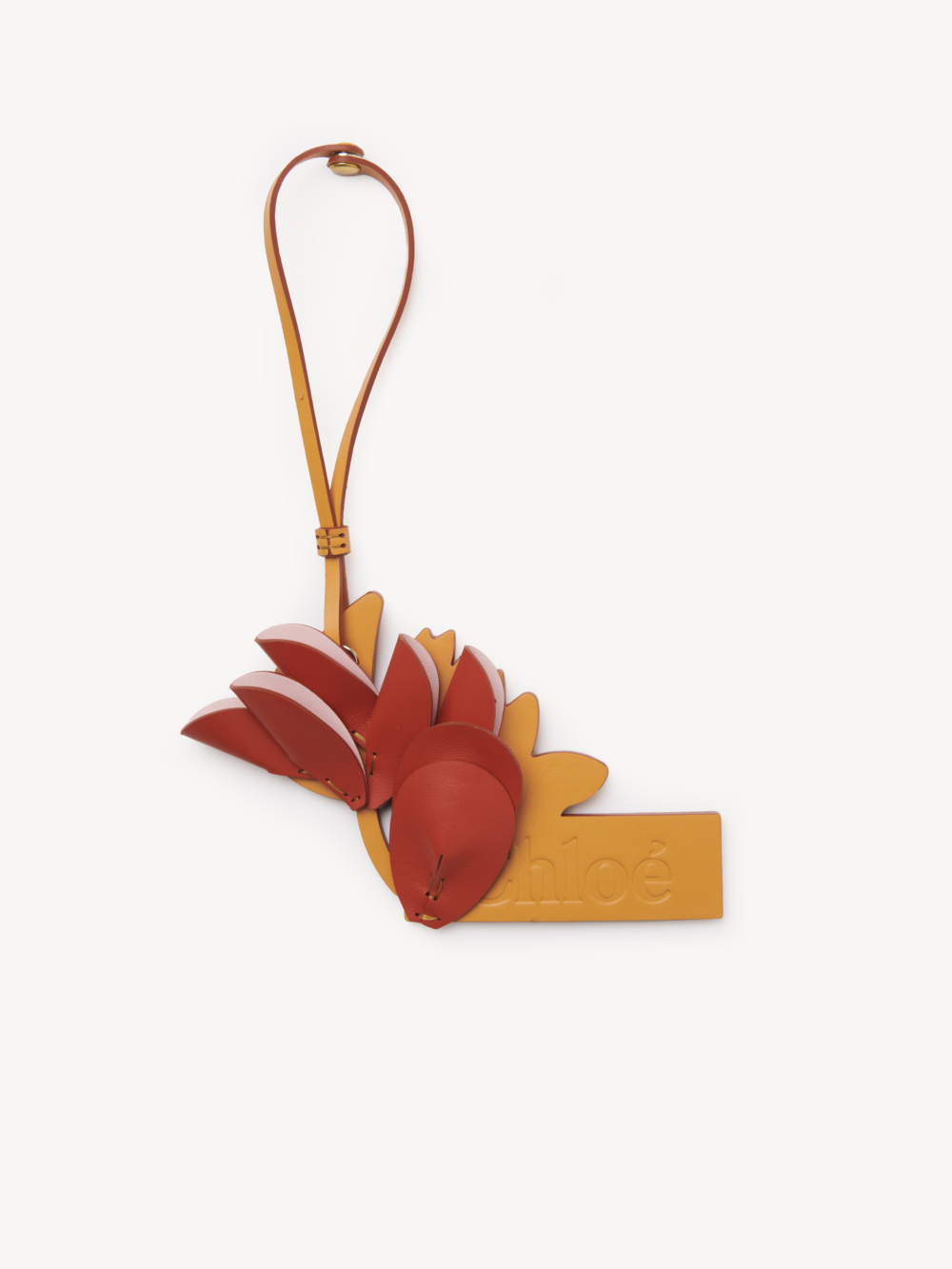 Chloé農曆年系列木蘭花圖騰吊飾。