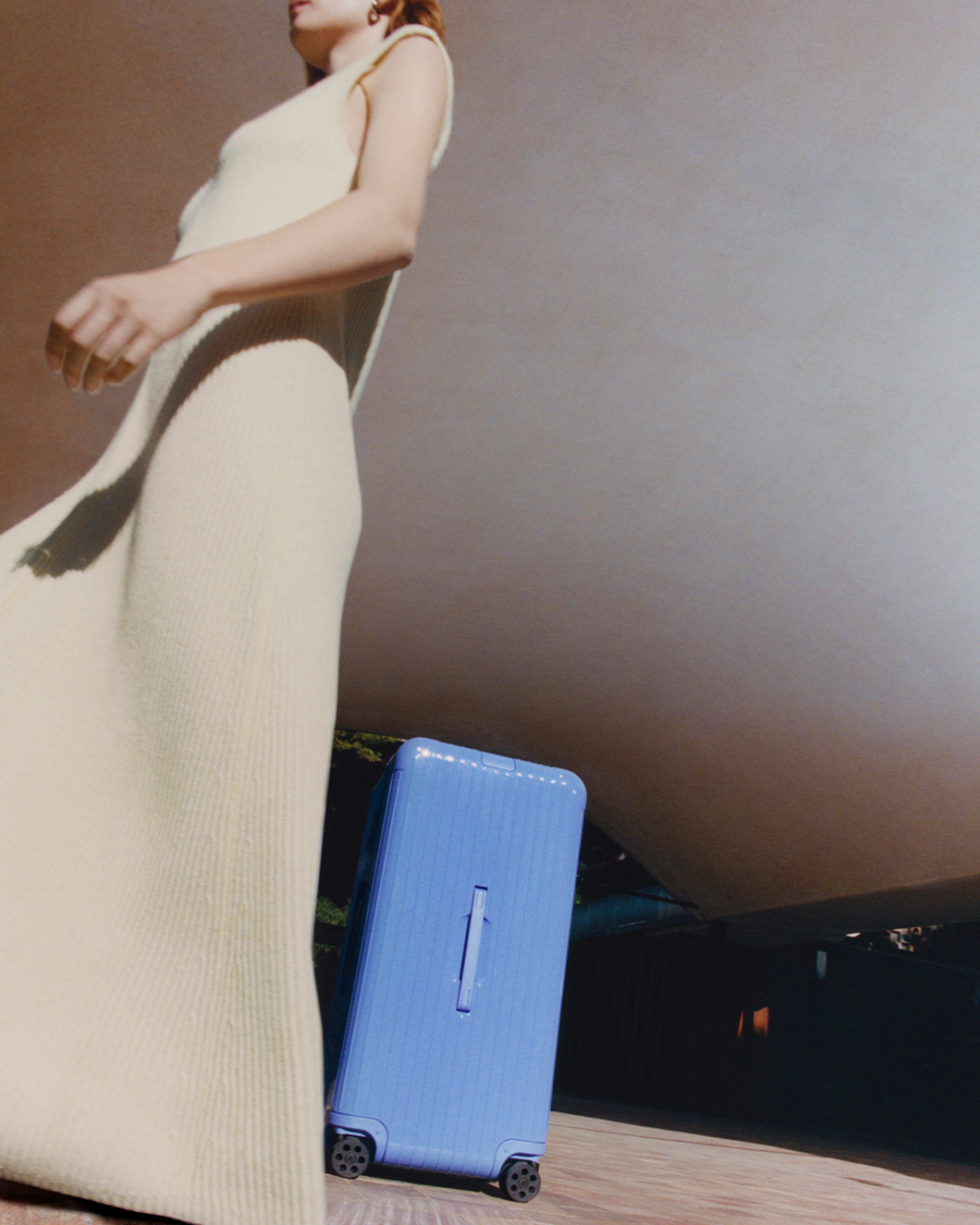 為行李箱換上時髦新色。