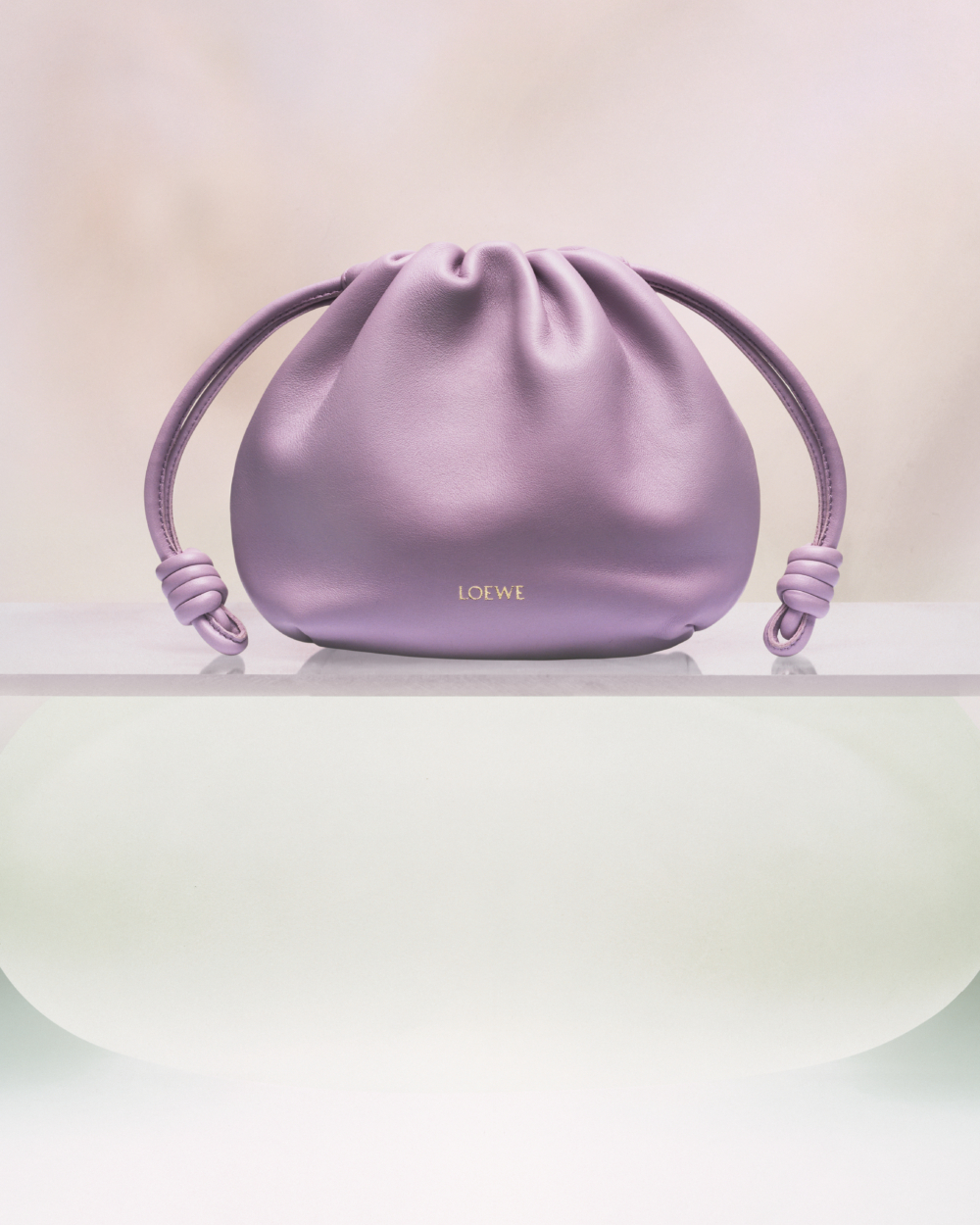 LOEWE全新 Flamenco Purse淺紫色