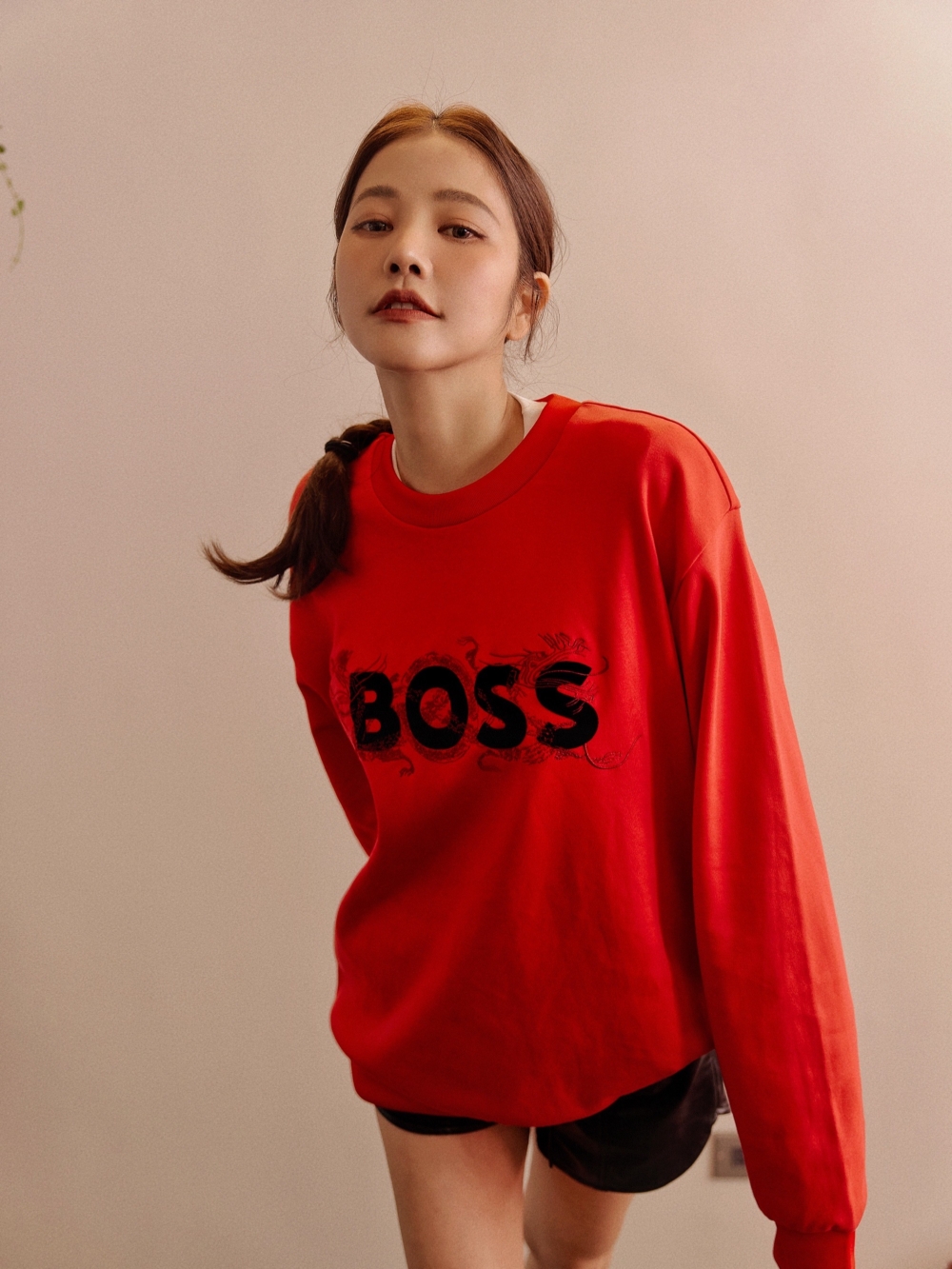 BOSS農曆龍年系列以經典紅黑配色為主色調