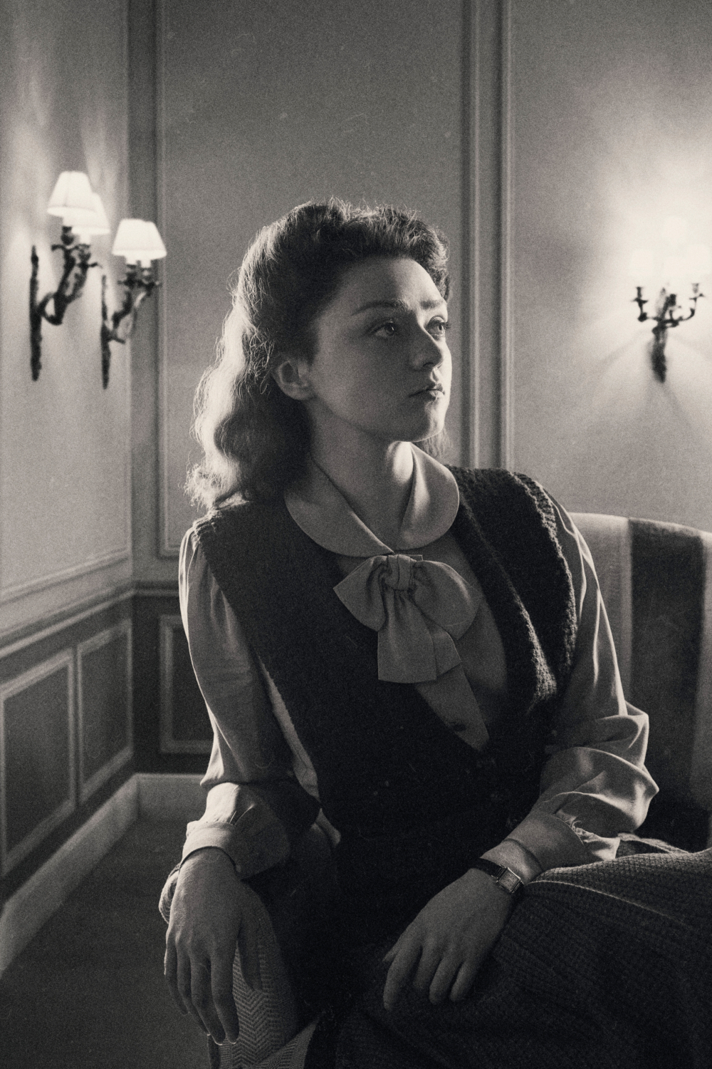 Maisie Williams飾演Catherine Dior。