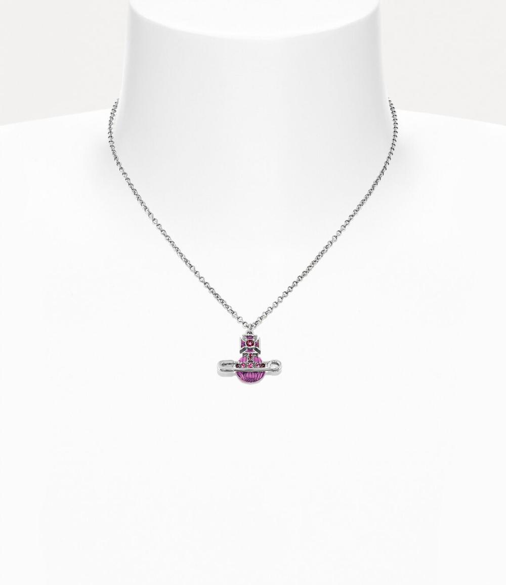 別針造型項鍊、Kitty Pendant。