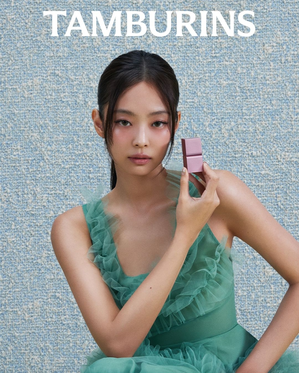 仙女的設計是出自這位英國設計師之手。