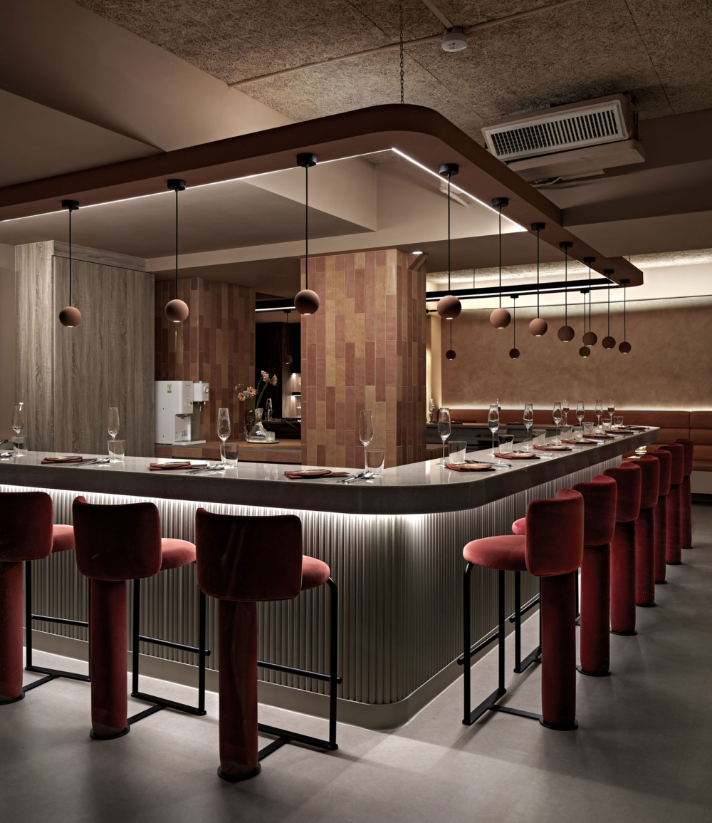 Aleisha有著時髦的用餐空間。