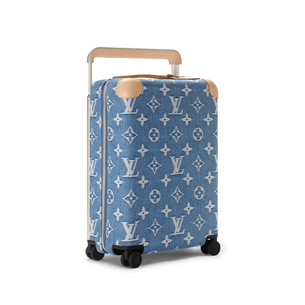 印有品牌標誌性Monogram圖案。