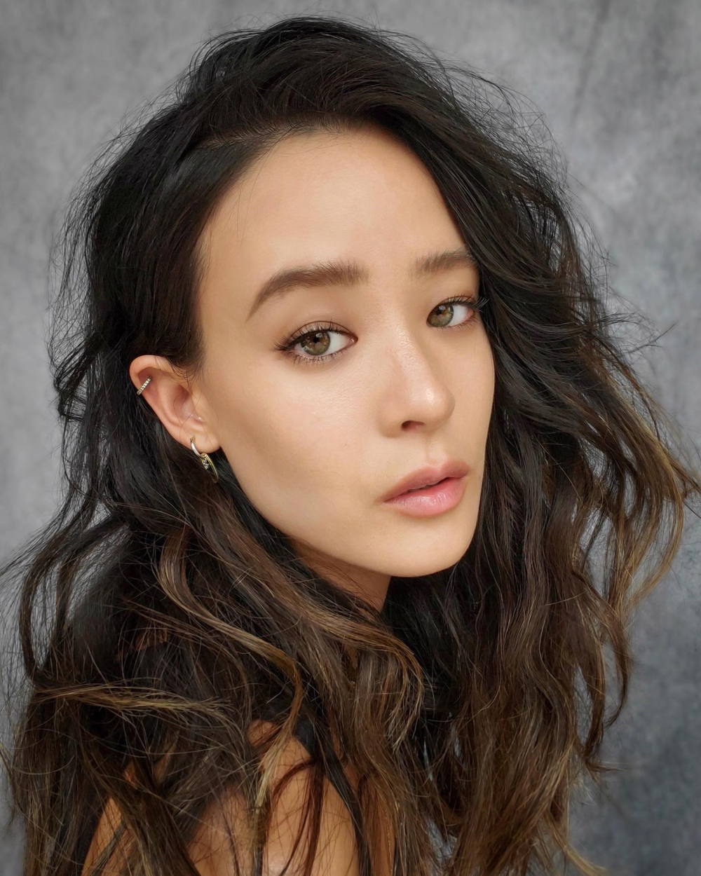 中美德混血擁有絕美淺色眼珠