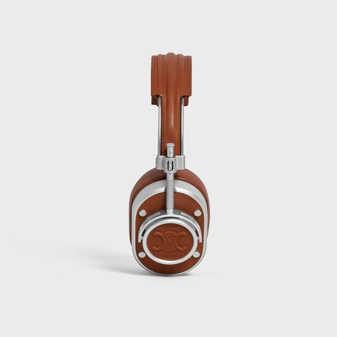 Headphones in Natural Calfskin with Triomphe Embossed Tan。