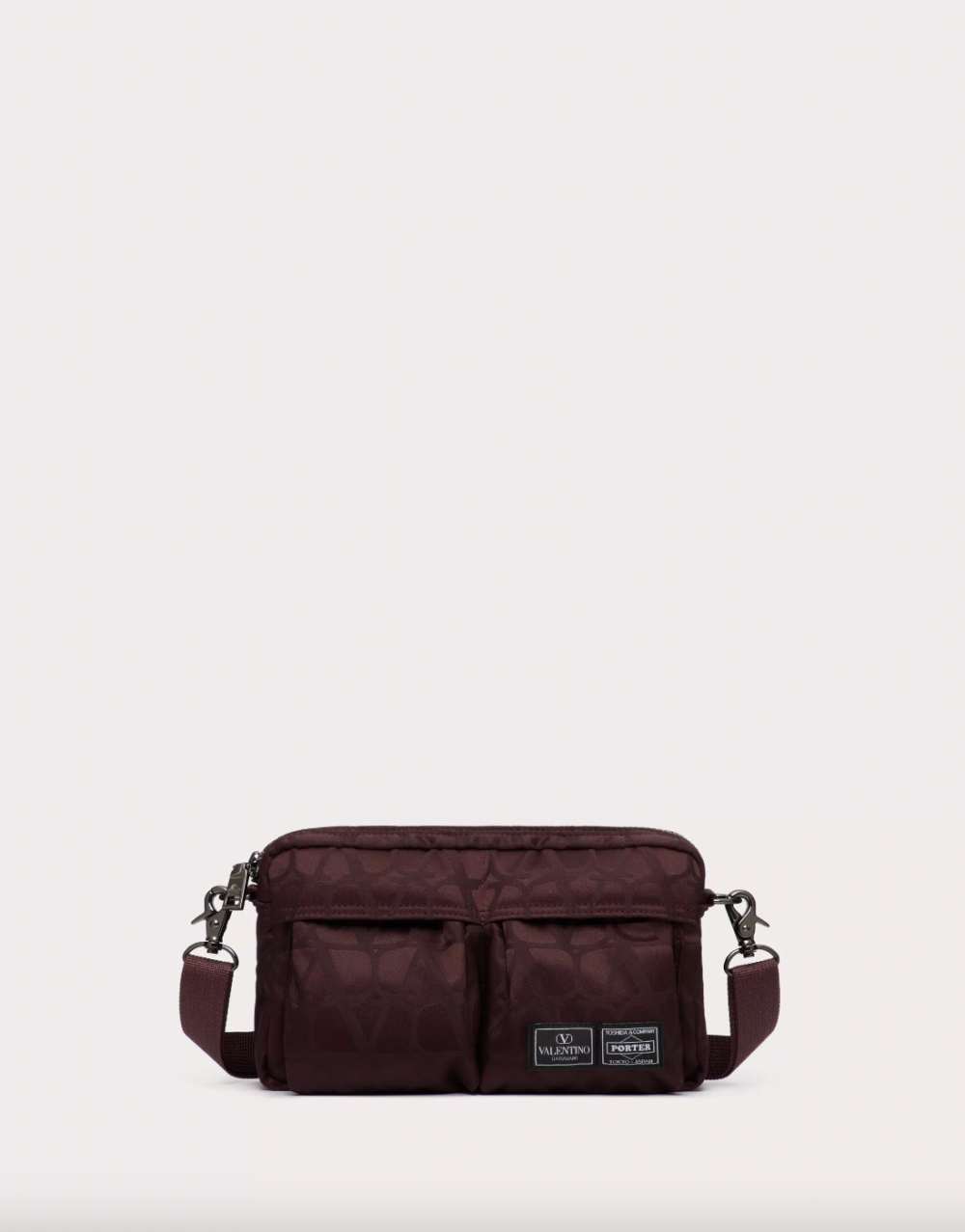 Valentino Garavani and PORTER Shoulder Bag。