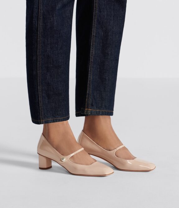 彈性皮革搭帶以白色CD樹脂珍珠點綴