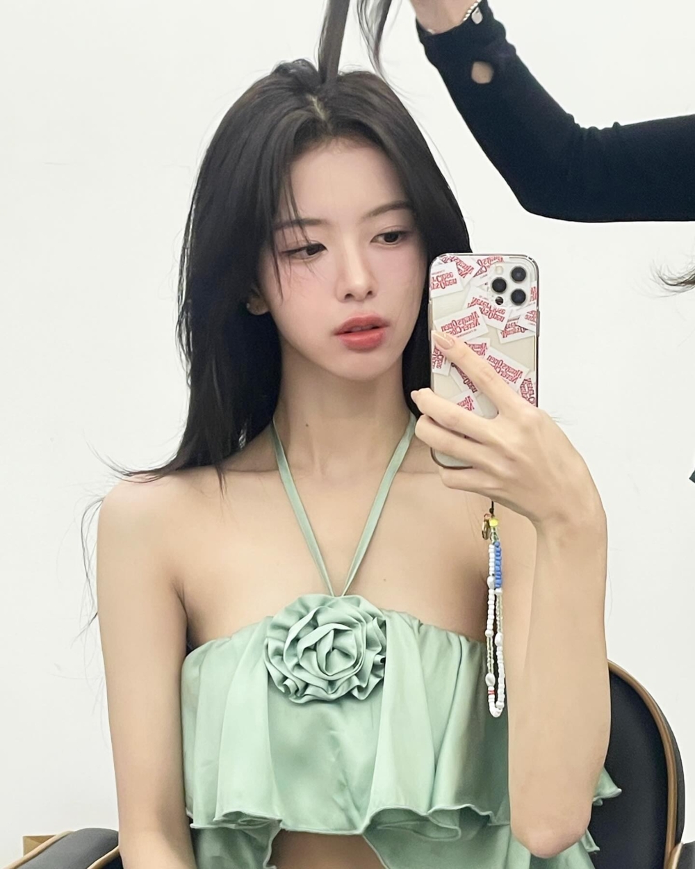 盧正義少女感十足的Y2K私服風格