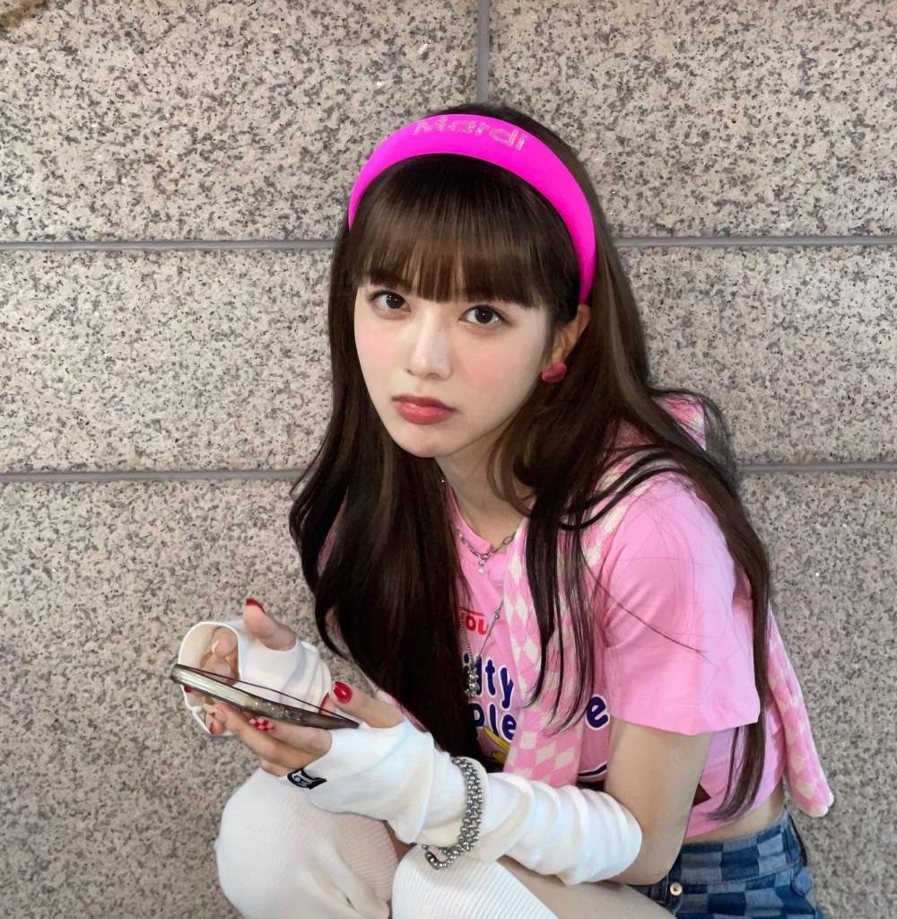 盧正義少女感十足的Y2K私服風格