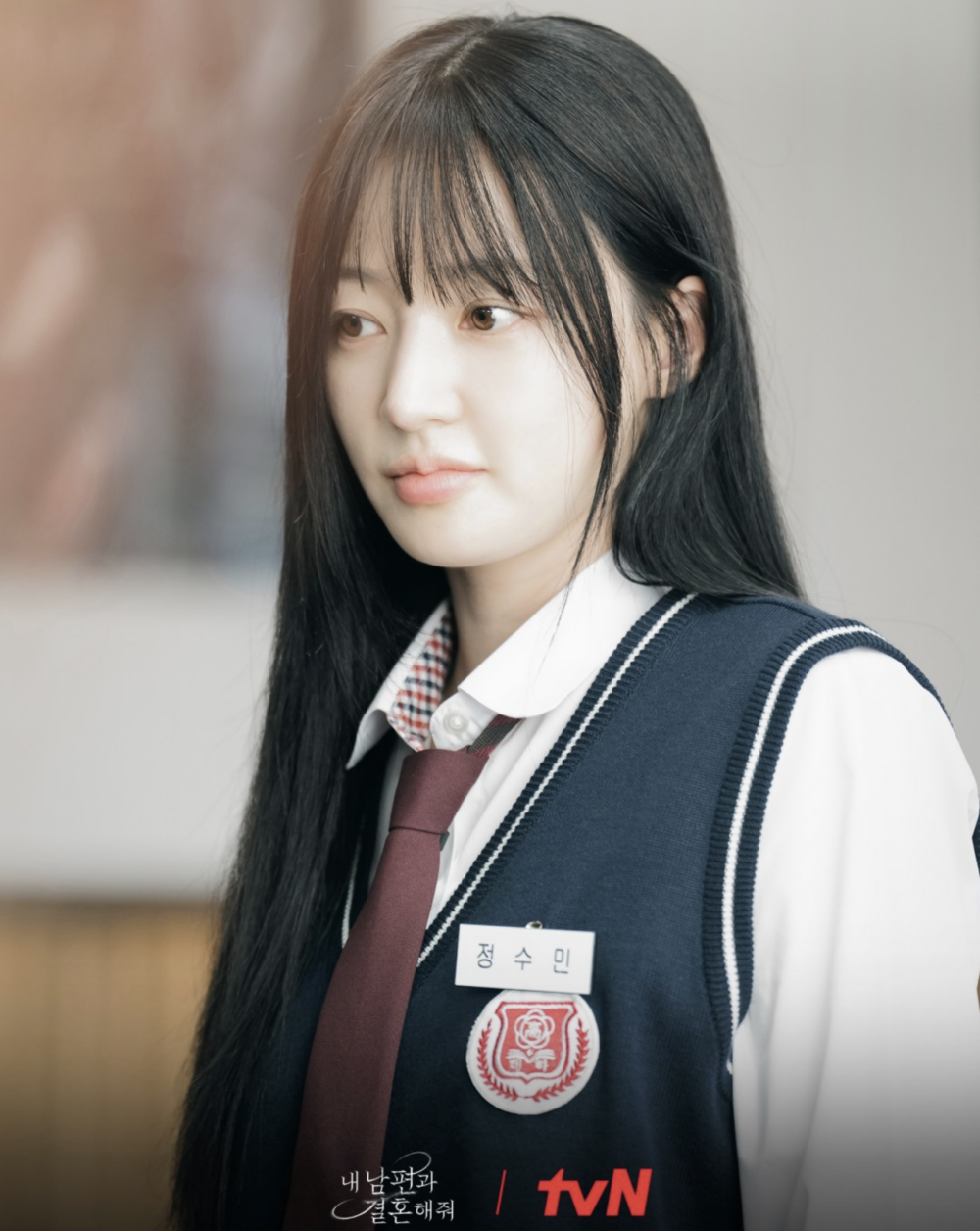 穿上校服演中學生也不違和。