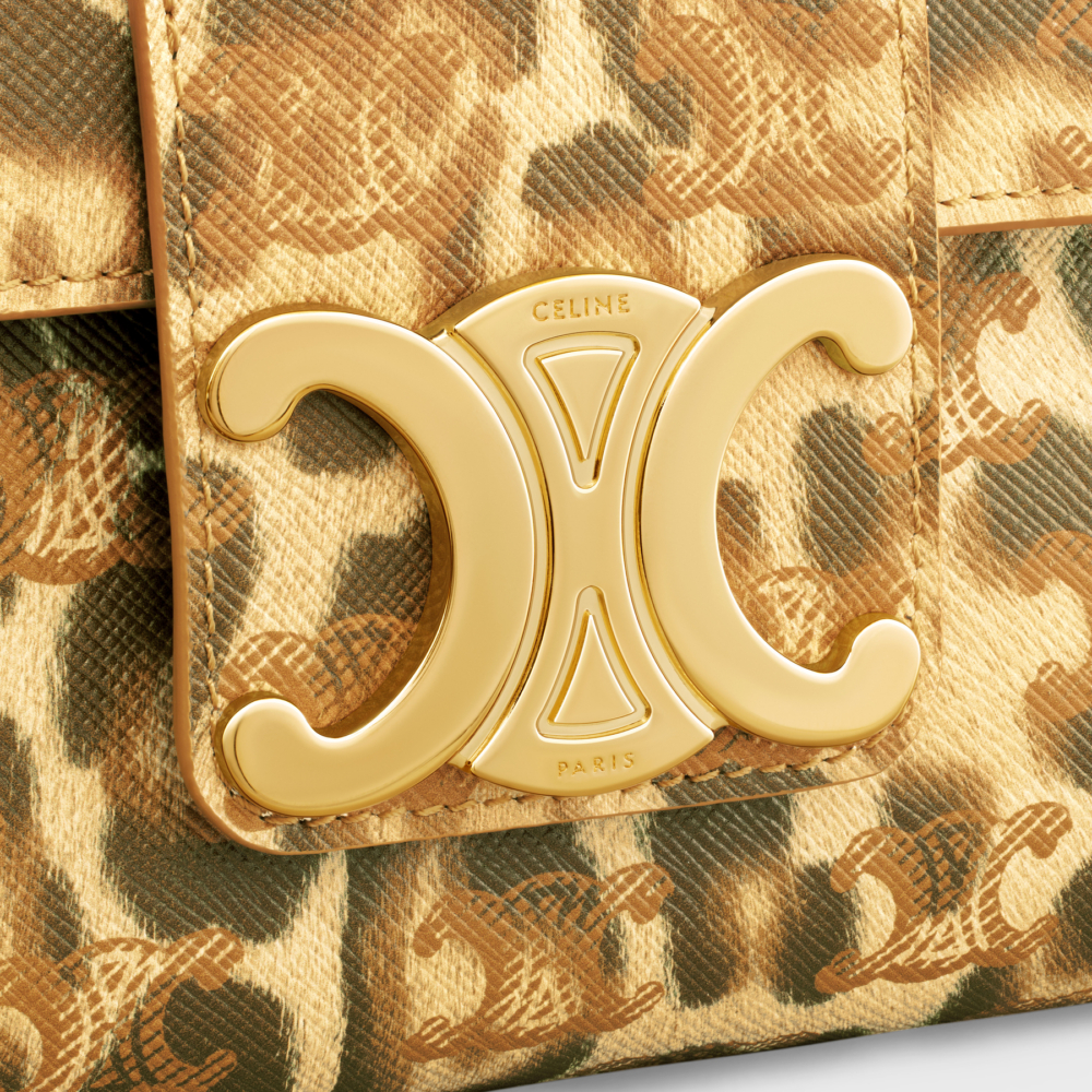 精緻程度無論是日間或晚間的風格都好搭配。