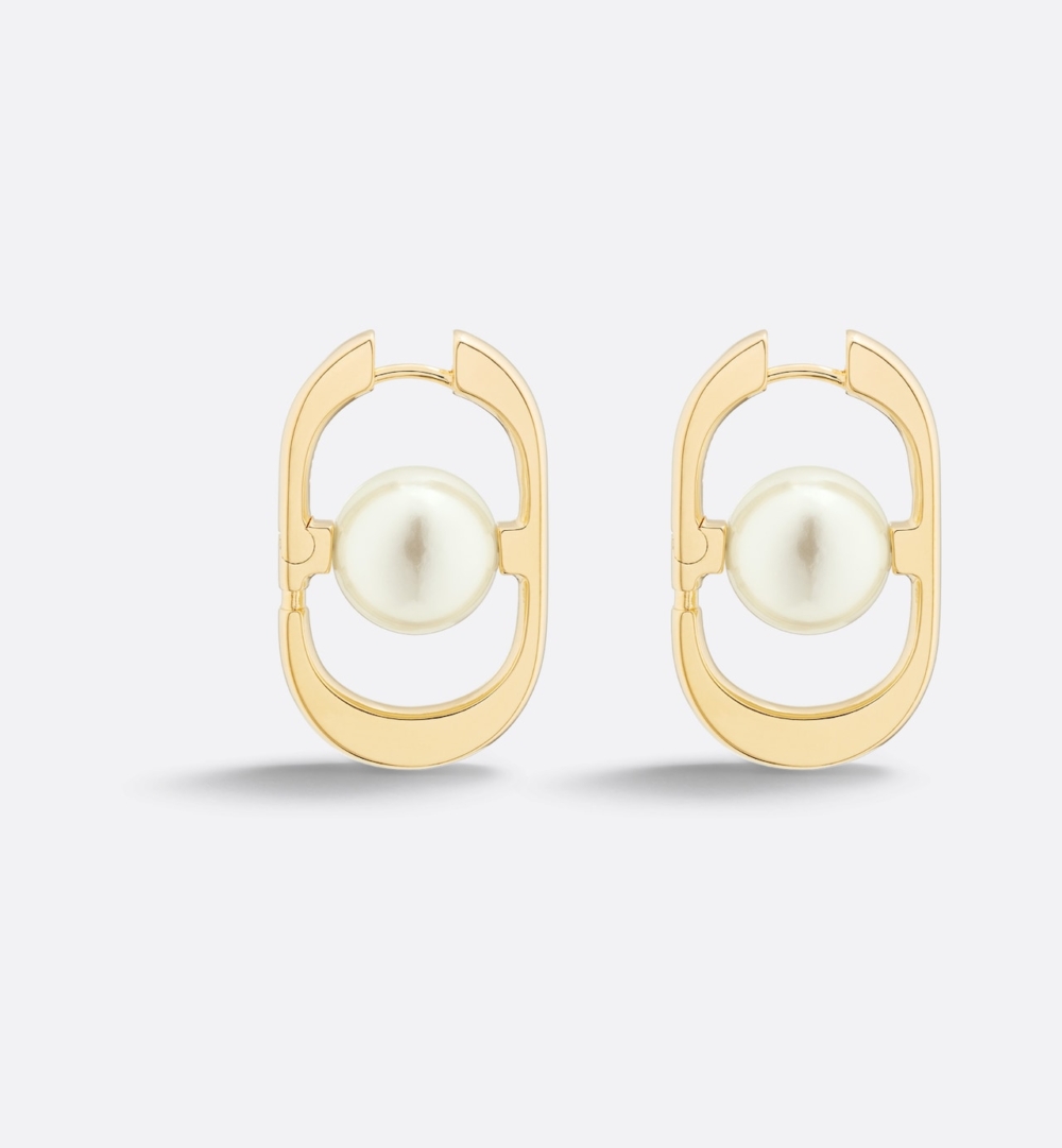 30 Montaigne Jolie Earrings