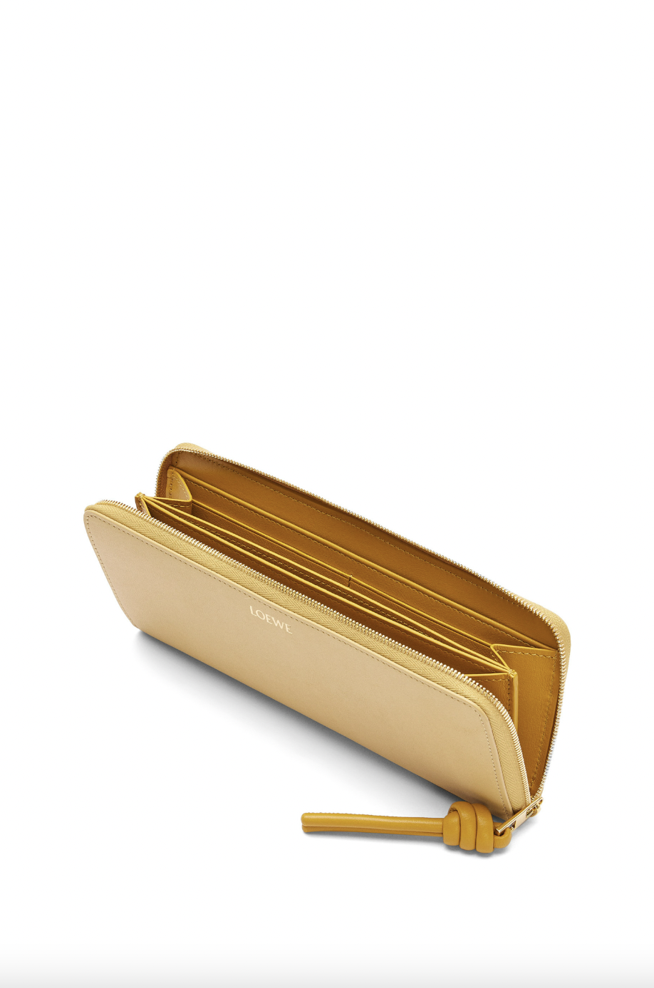 Knot zip Around Wallet in Shiny Nappa Calfskin。