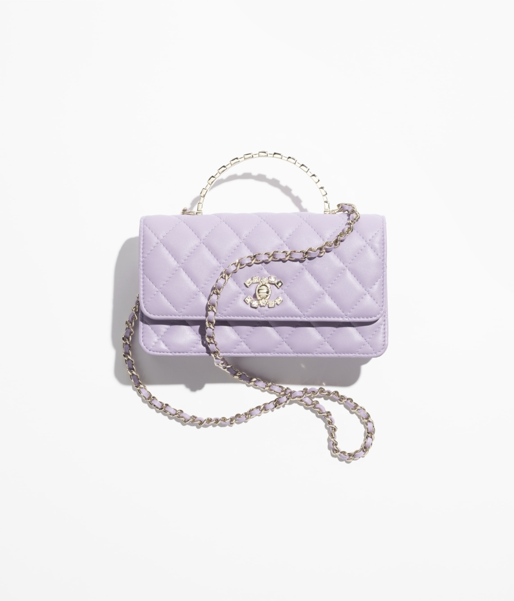 CHANEL CLUTCH WITH CHAIN