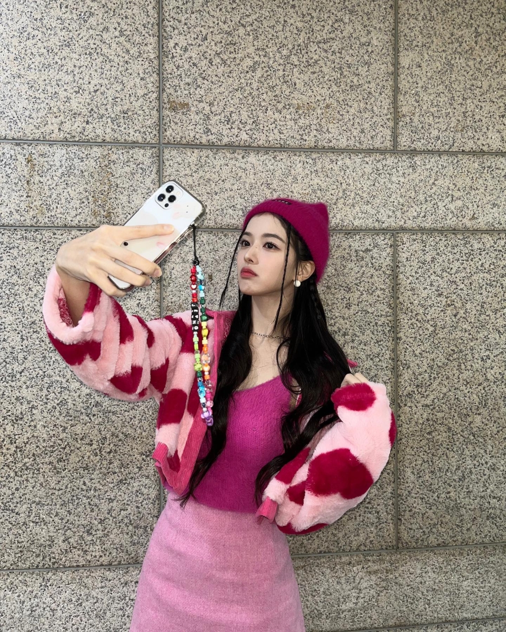 盧正義少女感十足的Y2K私服風格