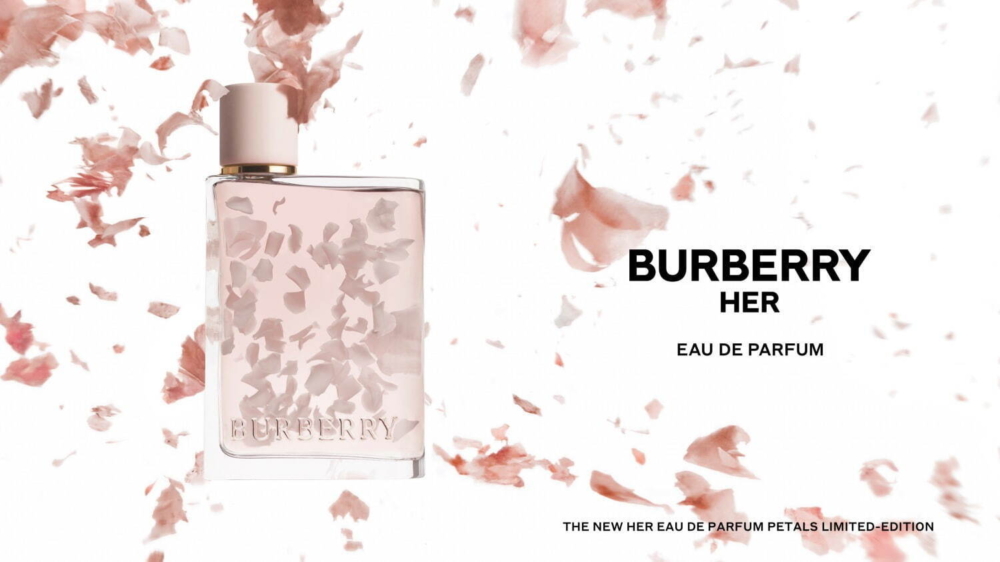 Burberry「花瓣舞動」香水「Burberry Harpetals Eau de Parfum」