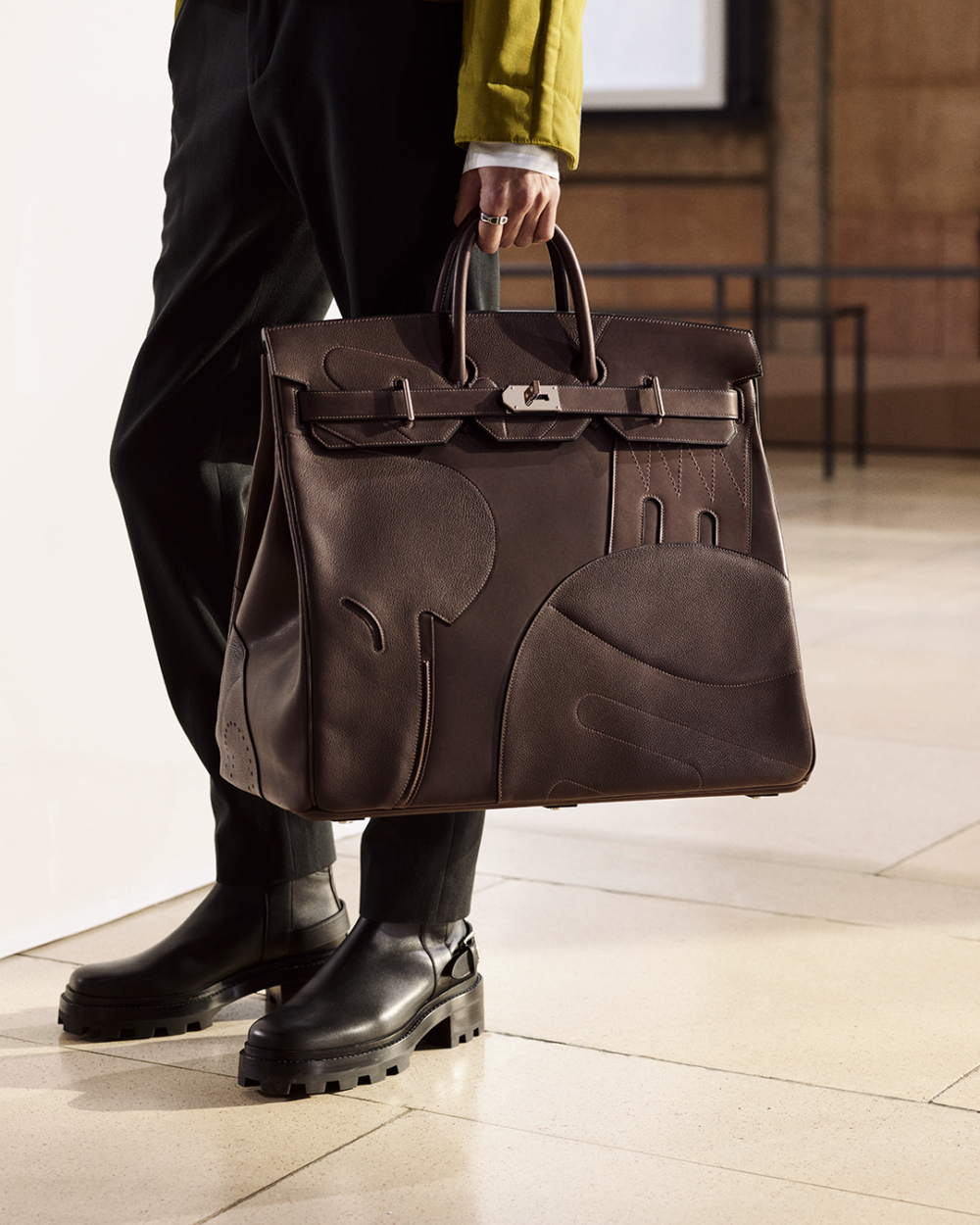 去年各部門的成長。