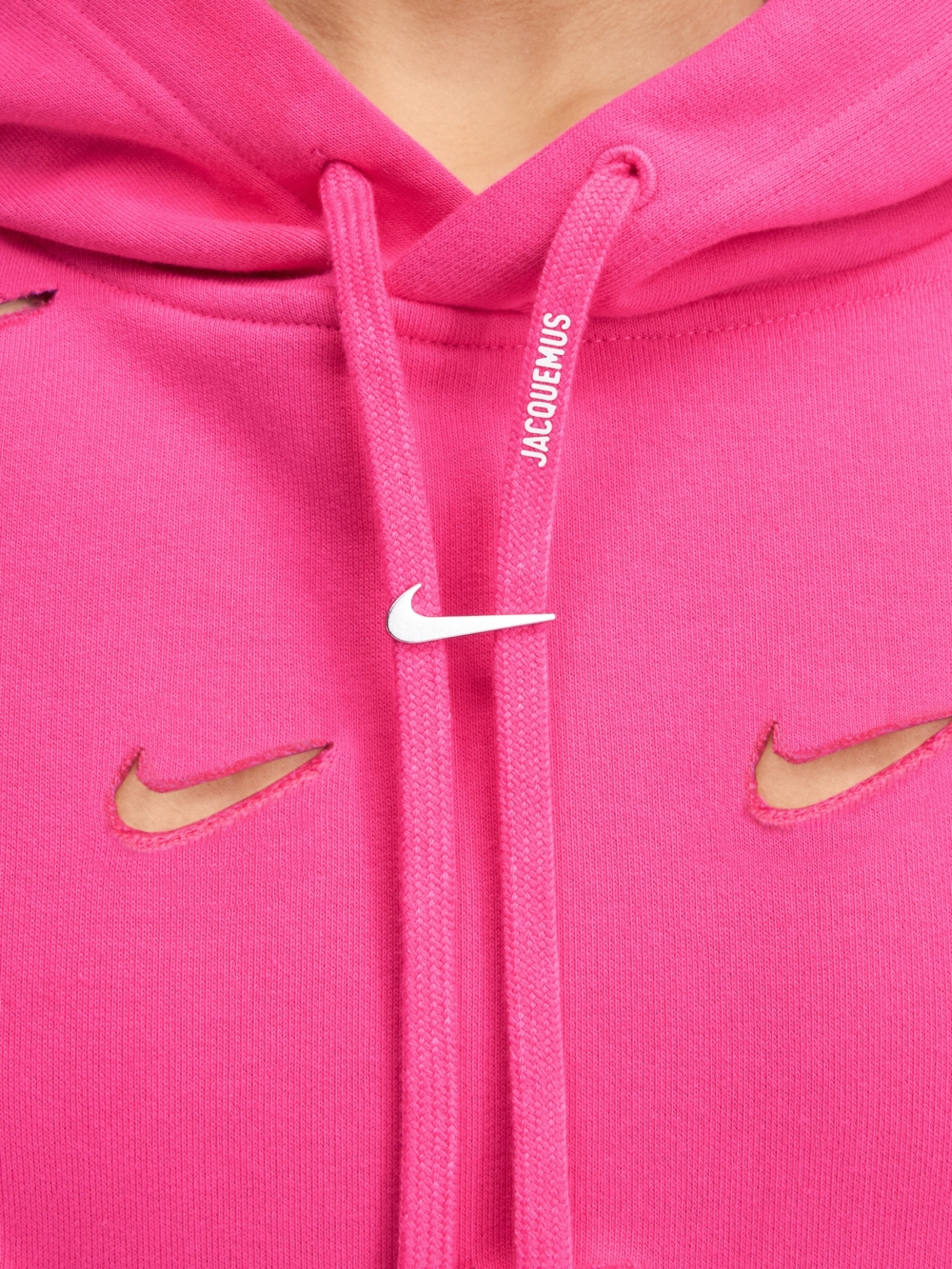 開口都打造成Nike的模樣