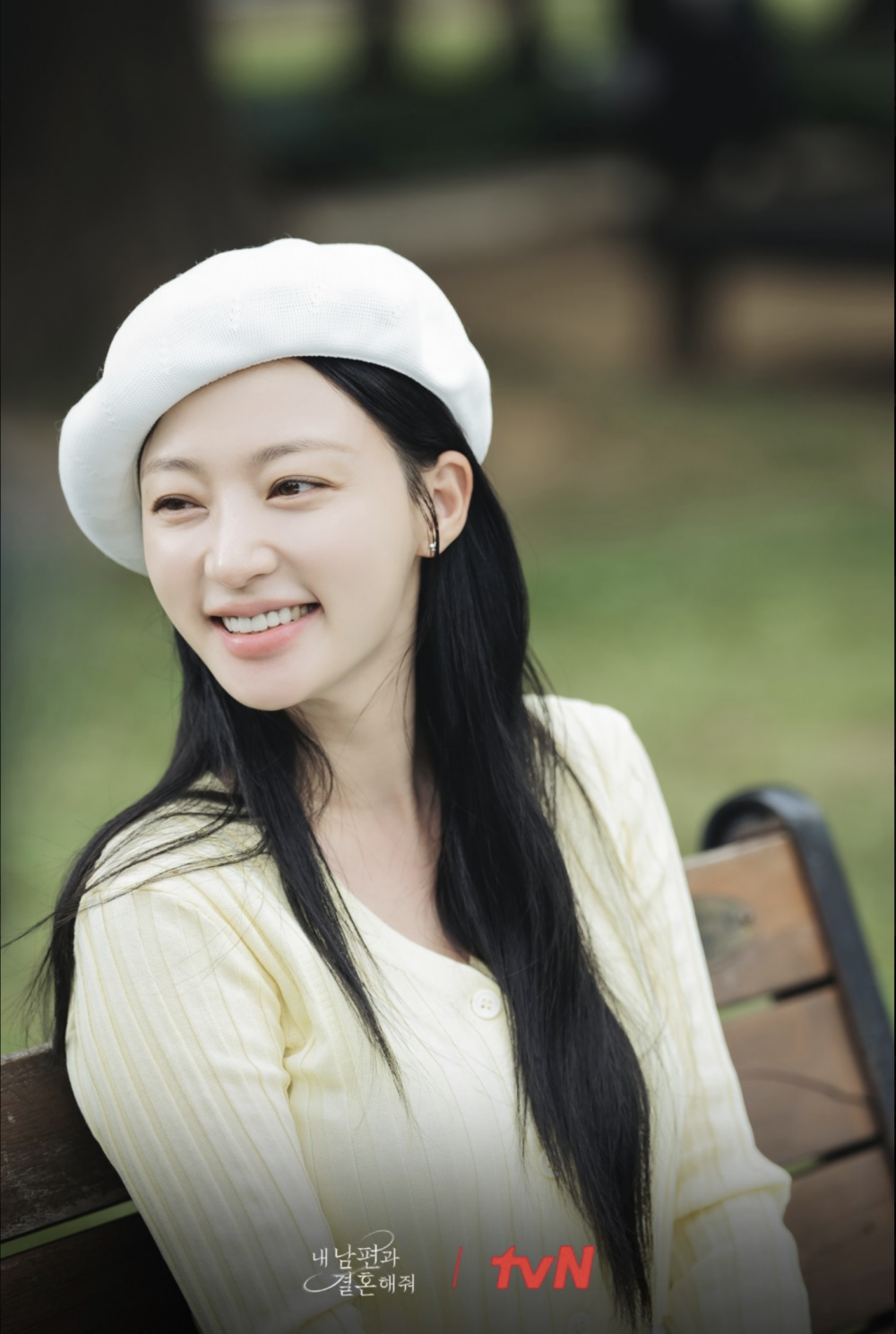 劇中宋昰昀的妝容均以清純自然為主，是似有若無的偽素顏妝！