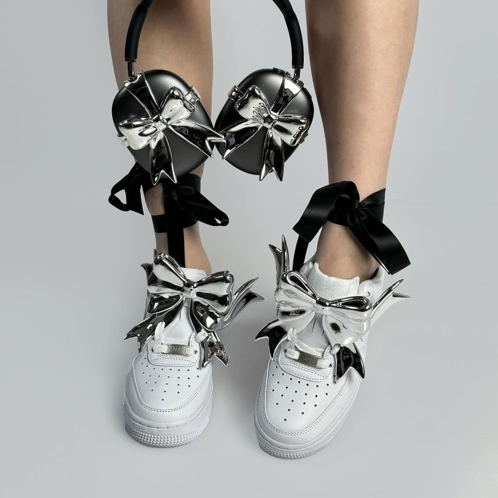 XTENDED iDENTiTY推出多款蝴蝶結配件。