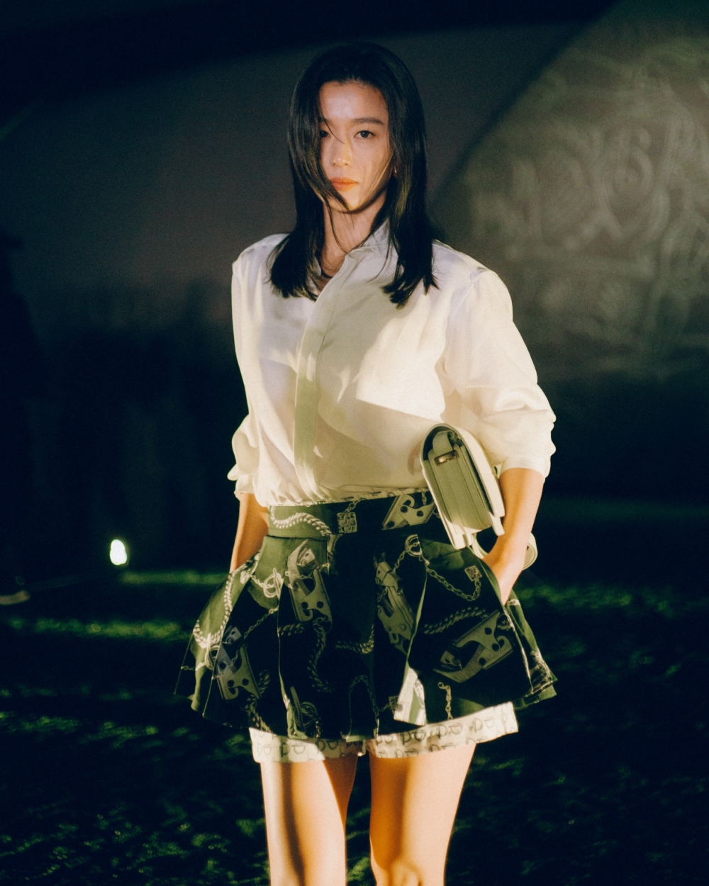 Burberry全球品牌大使全智賢出席Burberry 2024冬季時裝秀