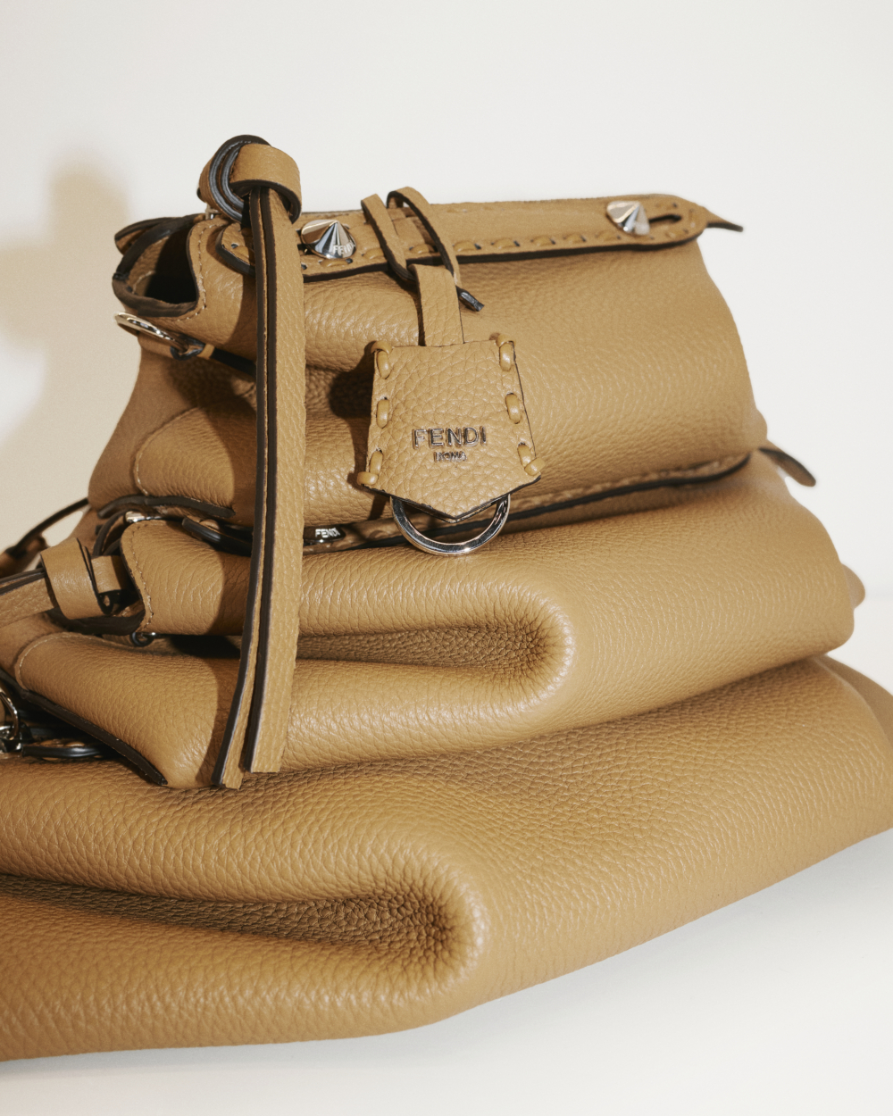 FENDI 2024秋冬女裝系列新手袋