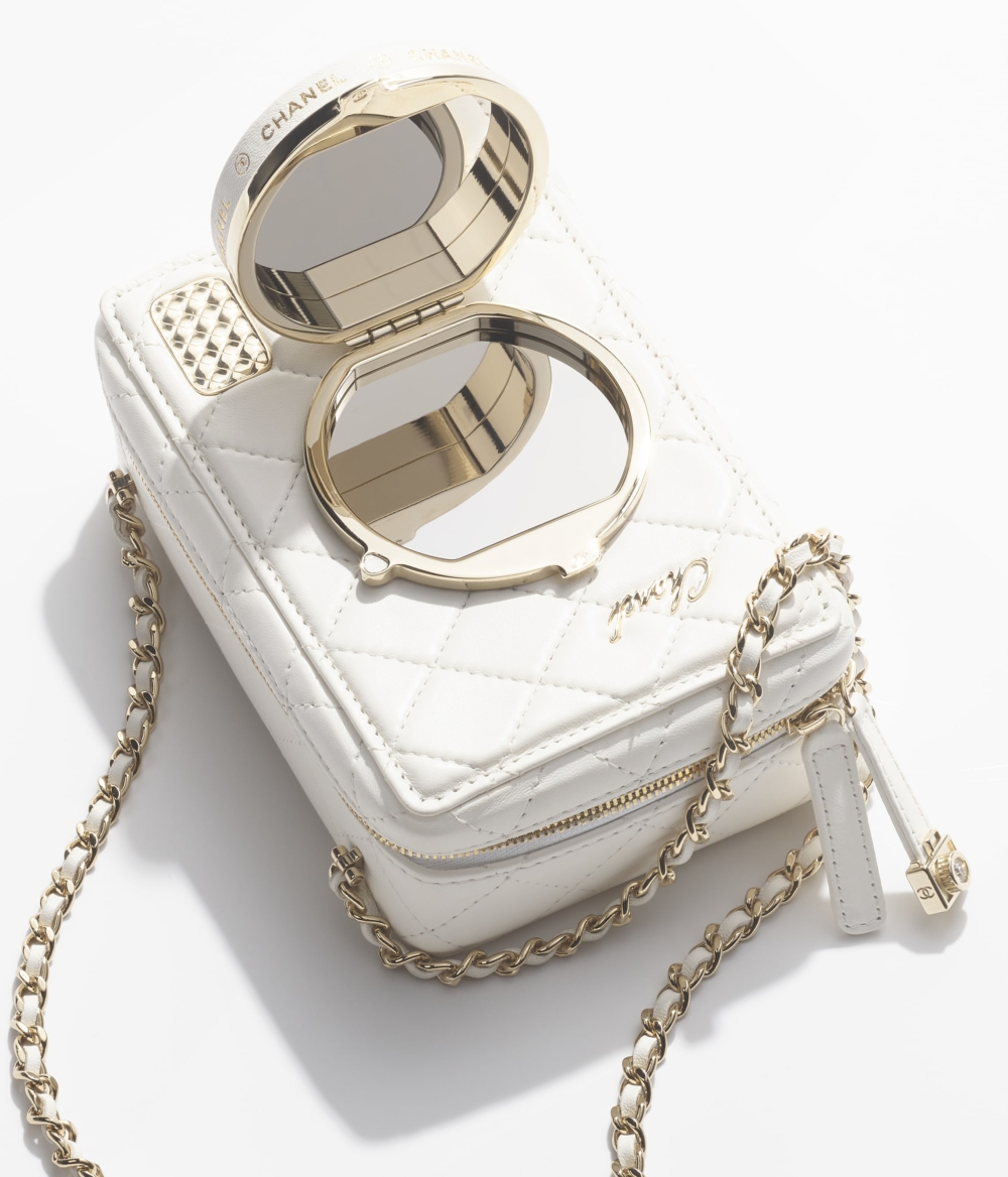 CHANEL Mini Flap Bag