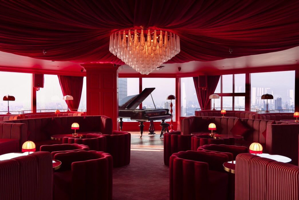 Invitation Only如劇場般的空間。