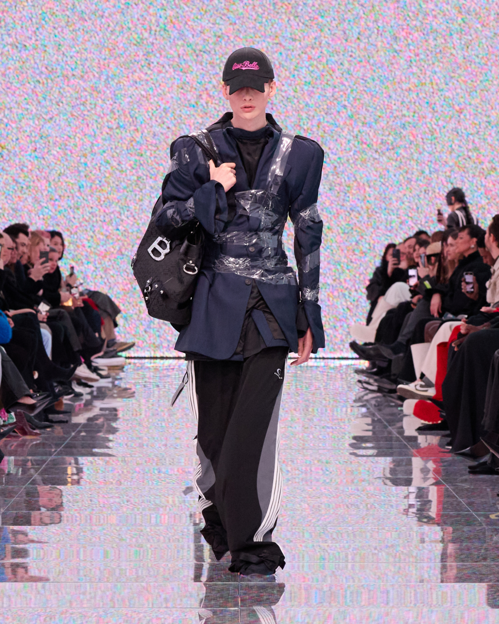 Balenciaga 冬季2024秀場造型