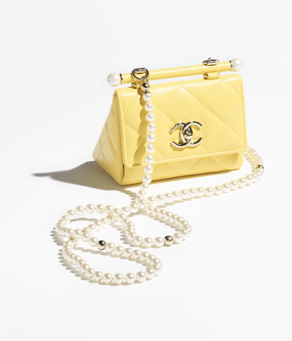 CHANEL Clutch with Chain