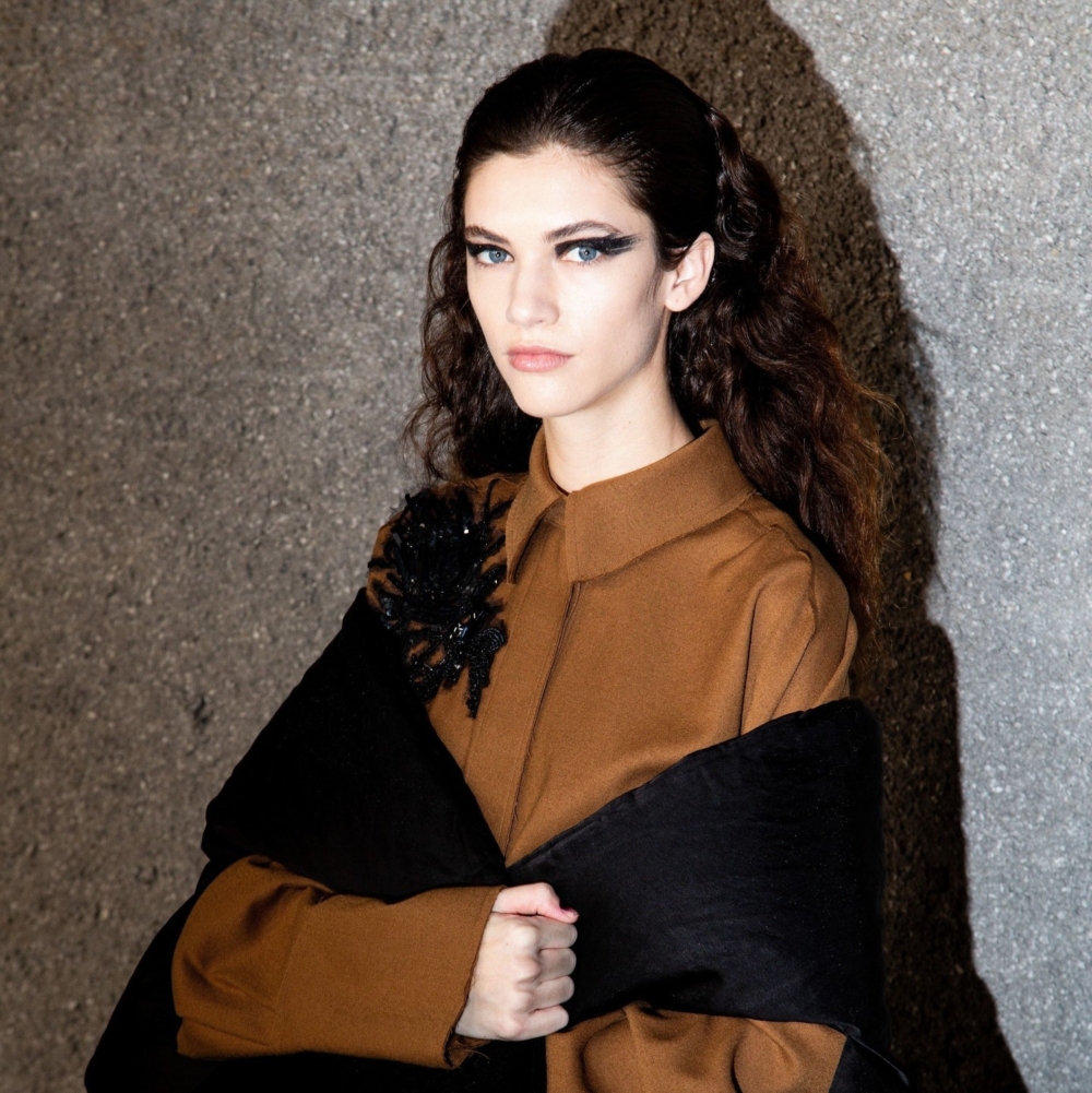 搖滾明星黑框眼線