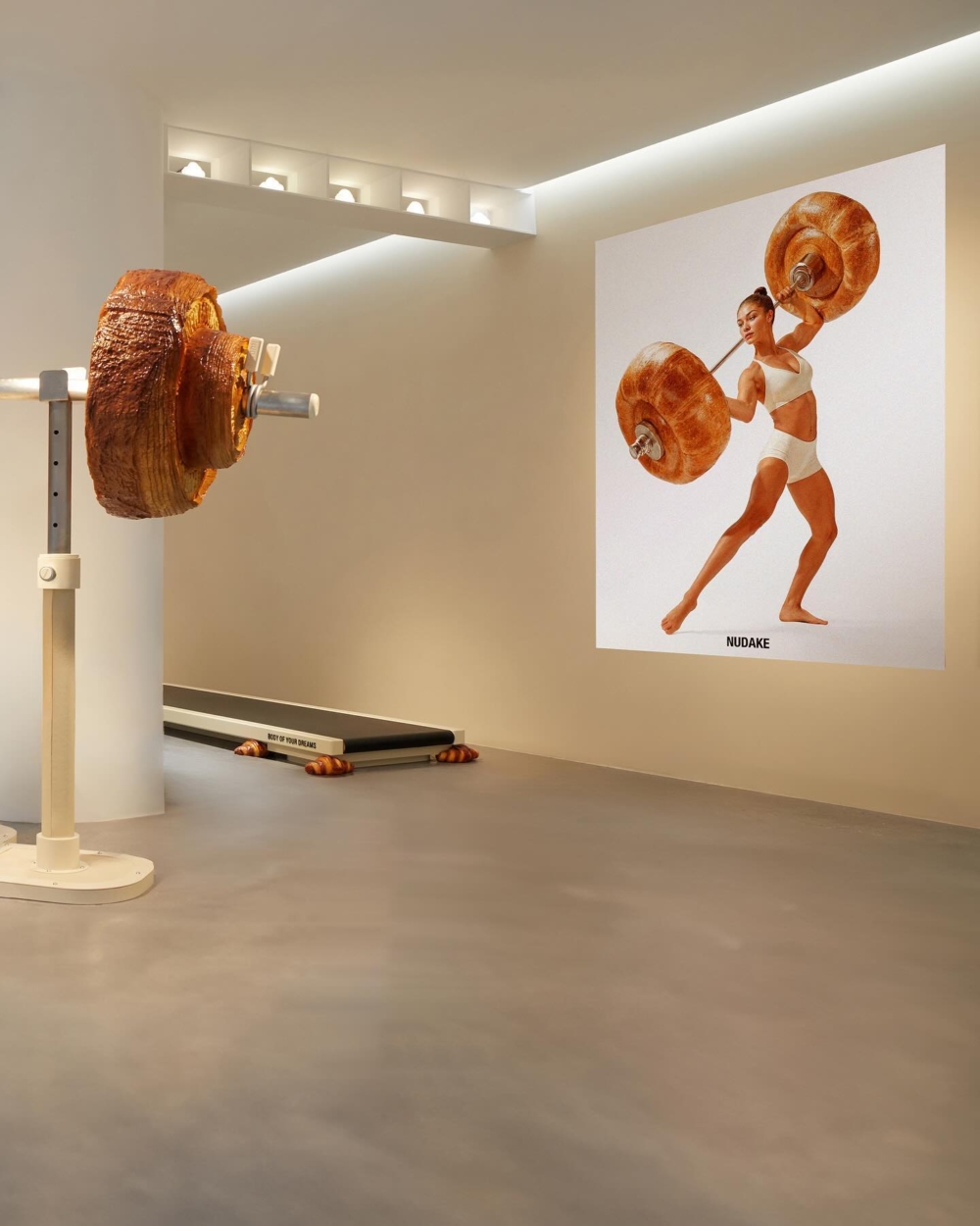 Nudek House Nowhere以健身房Gym room為主題