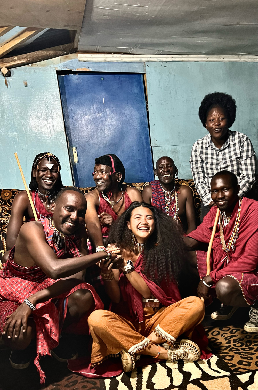 親自去認識當地的文化。