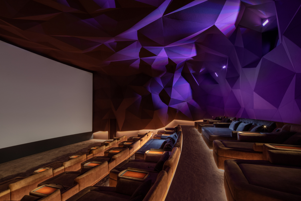 酒店內的電影院。 