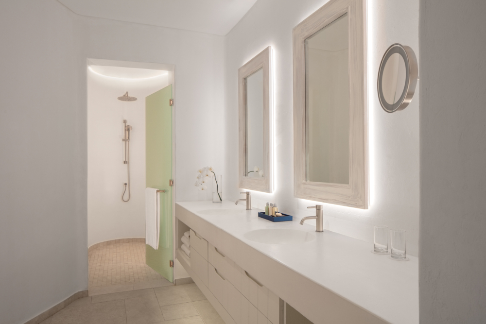 Perissa Sea View Beach Access Room。