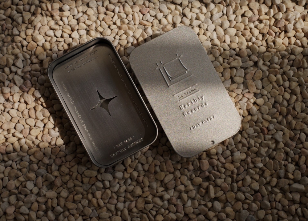 浮世誌日票紙香。