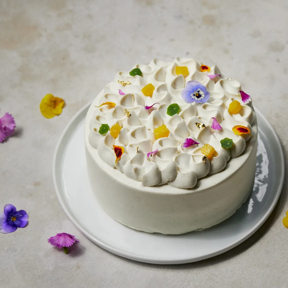 6 inch Jasmine Tea Mango Cake。