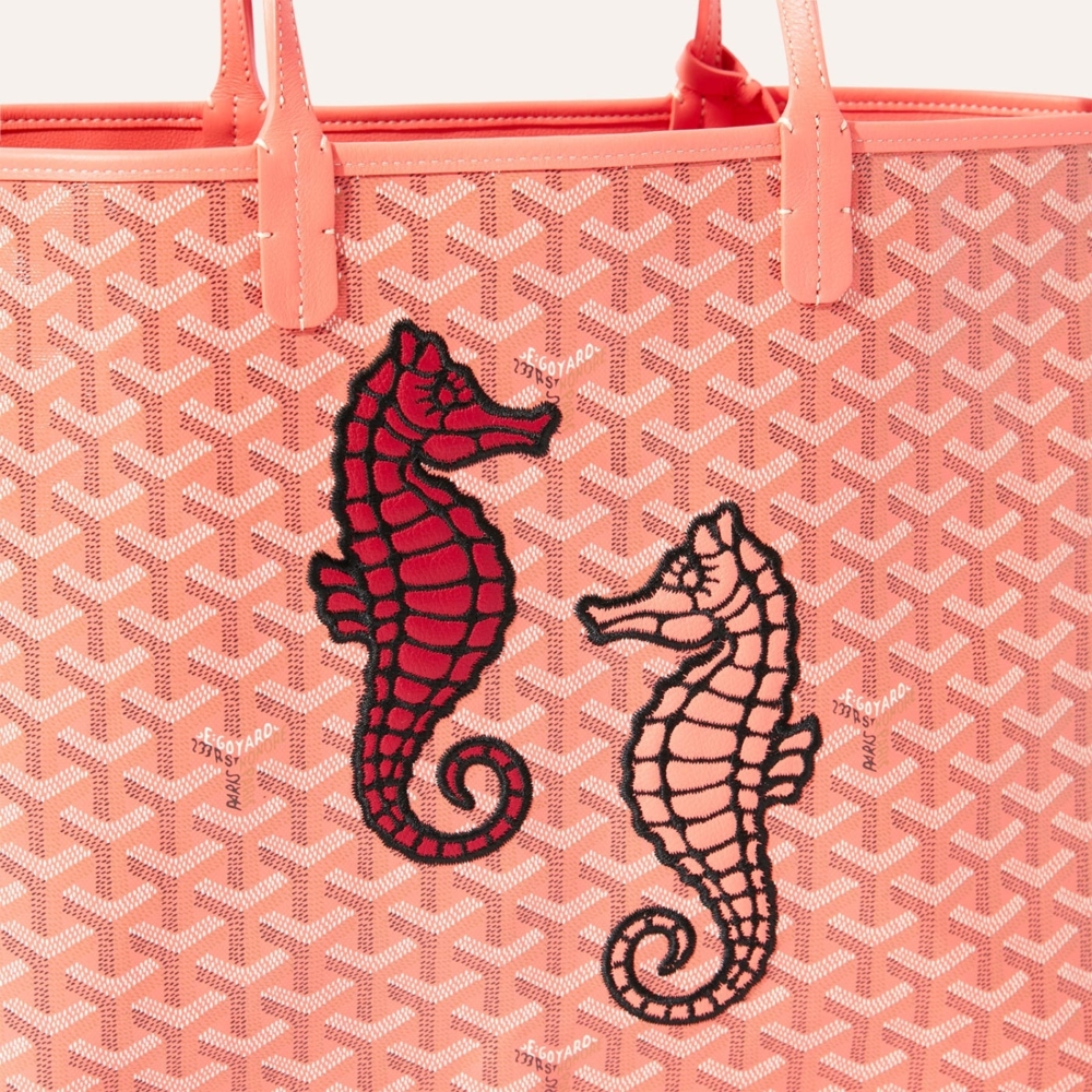 展現手袋的精緻質感。