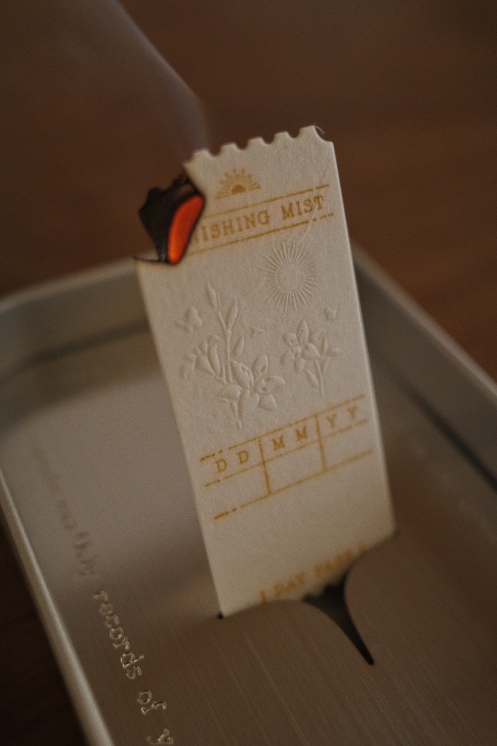 浮世誌日票紙香。