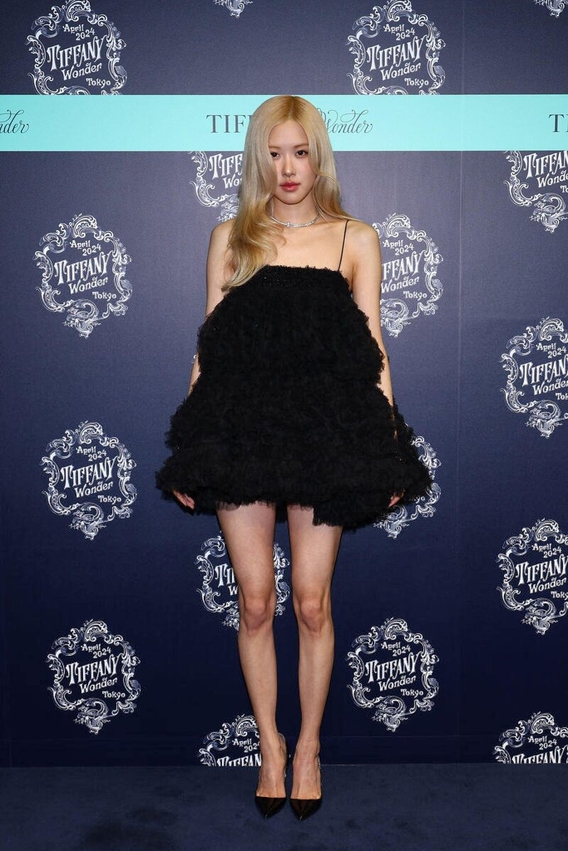 現身東京出席Tiffany & Co.展覽開幕