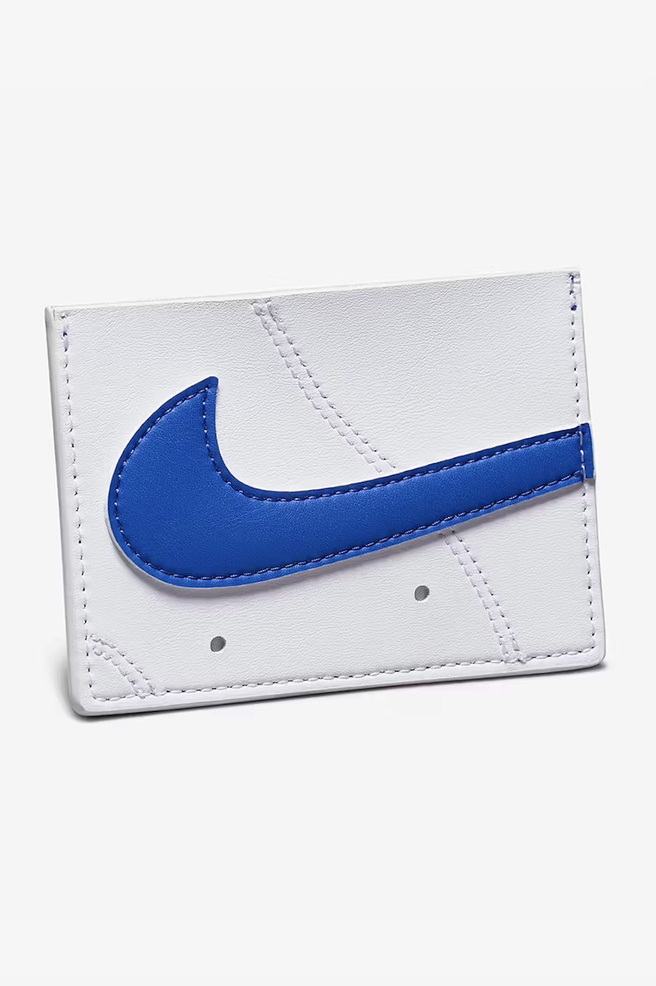 正面帶有Swoosh Logo